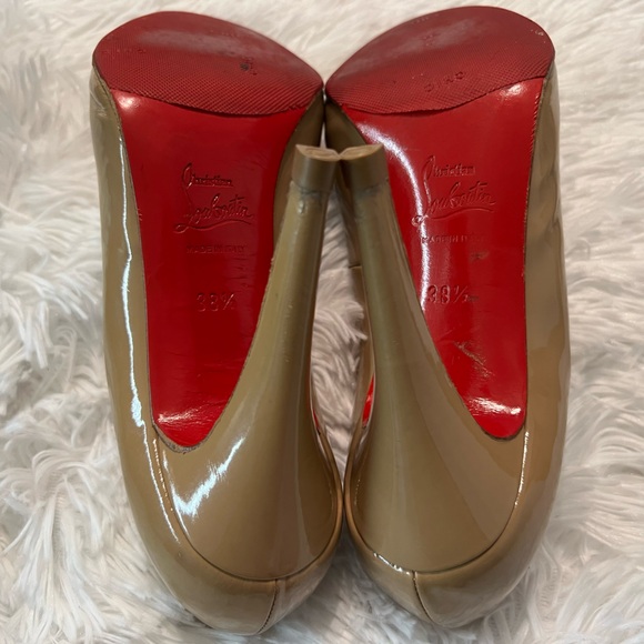 Christian Louboutin Decollete Patent Leather Heels/Pumps - Picture 10 of 16